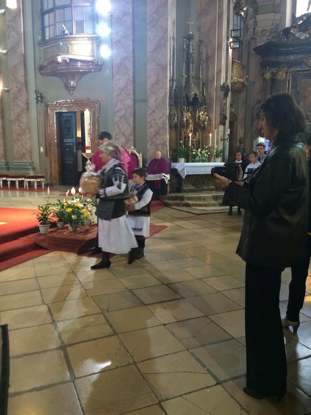 Apostolski nuncij 1